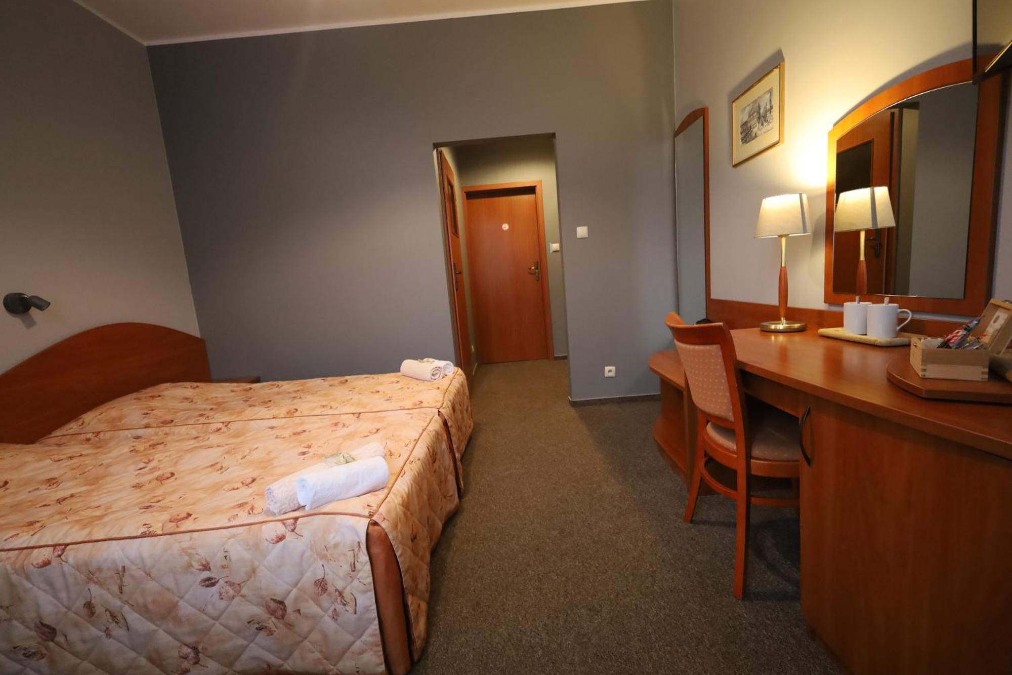 Nasz Klub - Pokoje Goscinne Poznań Exteriör bild