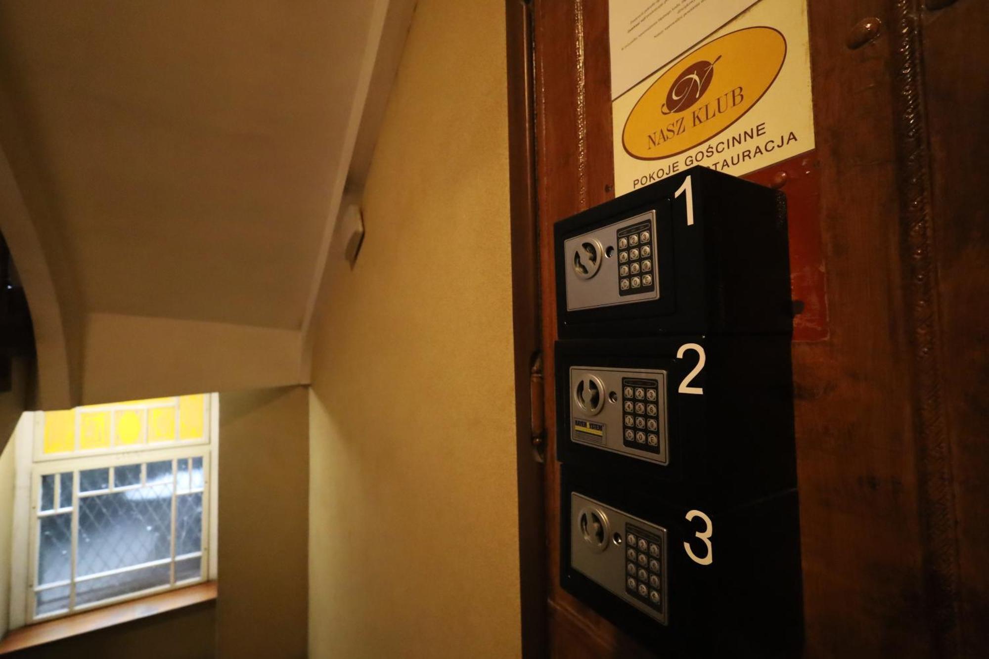 Nasz Klub - Pokoje Goscinne Poznań Exteriör bild