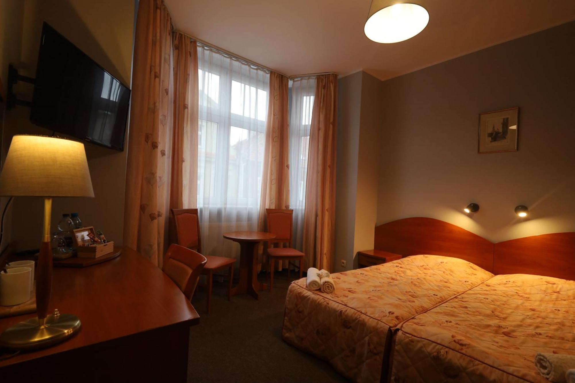 Nasz Klub - Pokoje Goscinne Poznań Exteriör bild