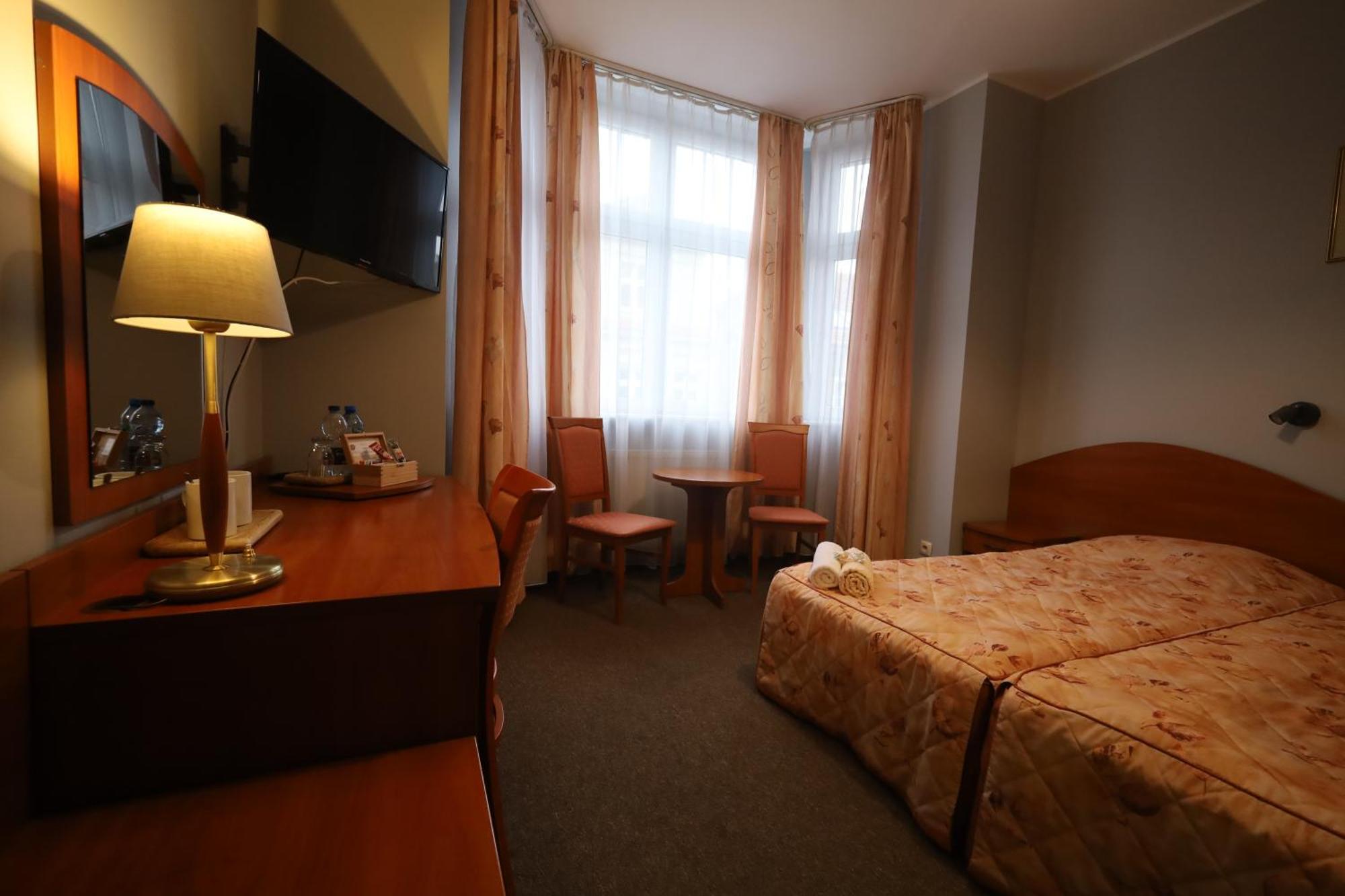 Nasz Klub - Pokoje Goscinne Poznań Exteriör bild
