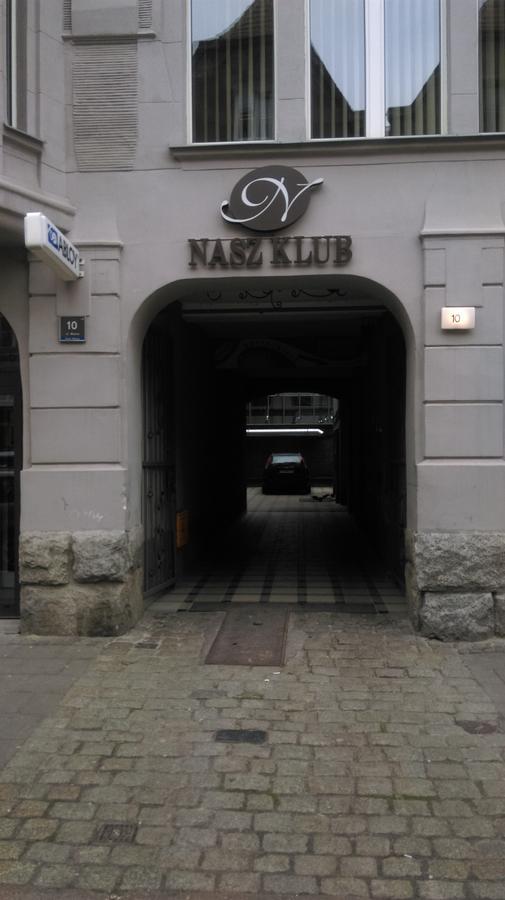 Nasz Klub - Pokoje Goscinne Poznań Exteriör bild
